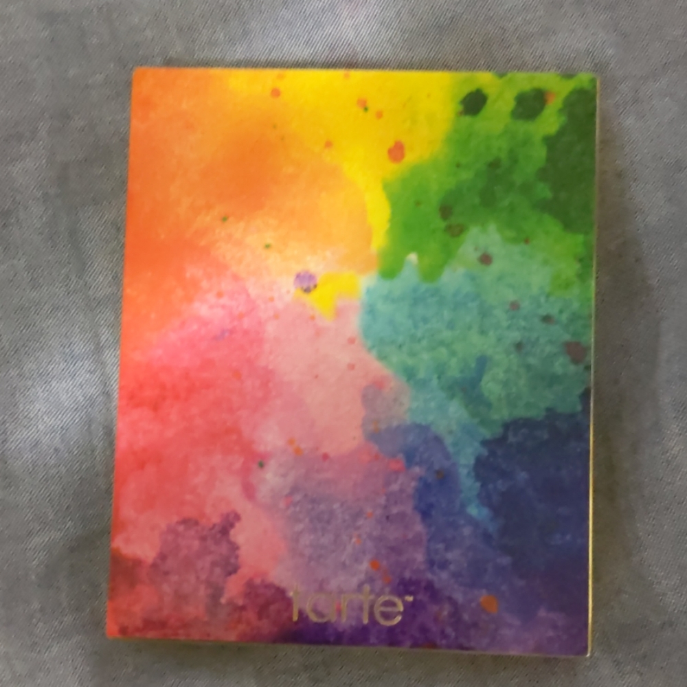 Tarte Let it Rain-bow Eyeshadow Palette